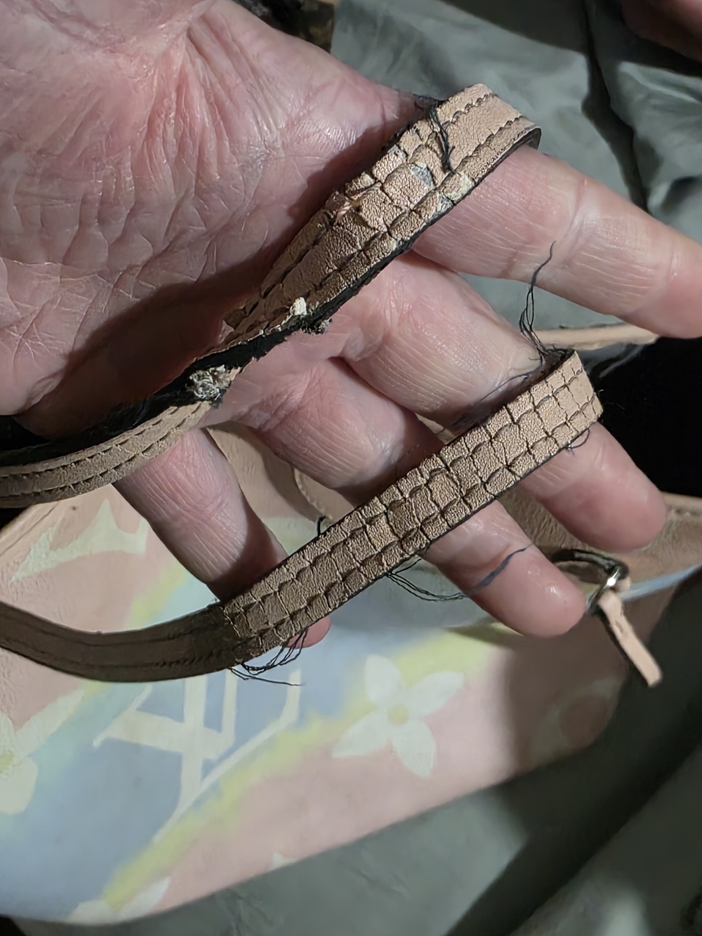 Louis Vuitton Pastel Monogram Neverfull Tote - Pink Multicolor - Picture 6 of 8